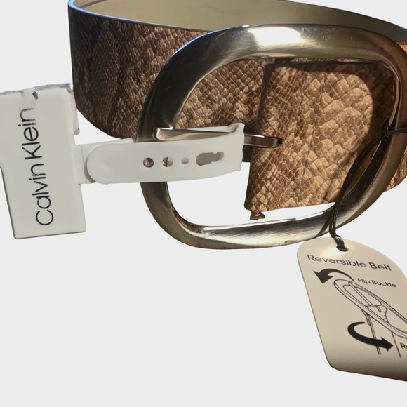 Calvin Klein Reversible Tan Snake Pattern Belt with Silver Buckle X-Large - Picture 3 of 7